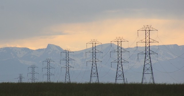 Big savings if Colorado utilities join regional electric markets. Did study understate gains?